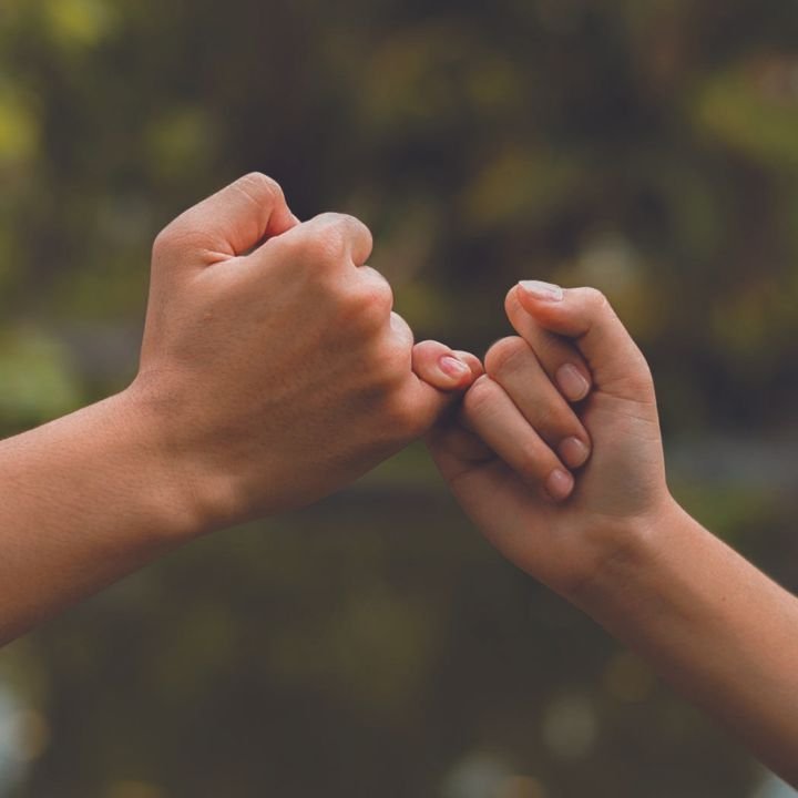 los polos opuestos se atraen en el amor